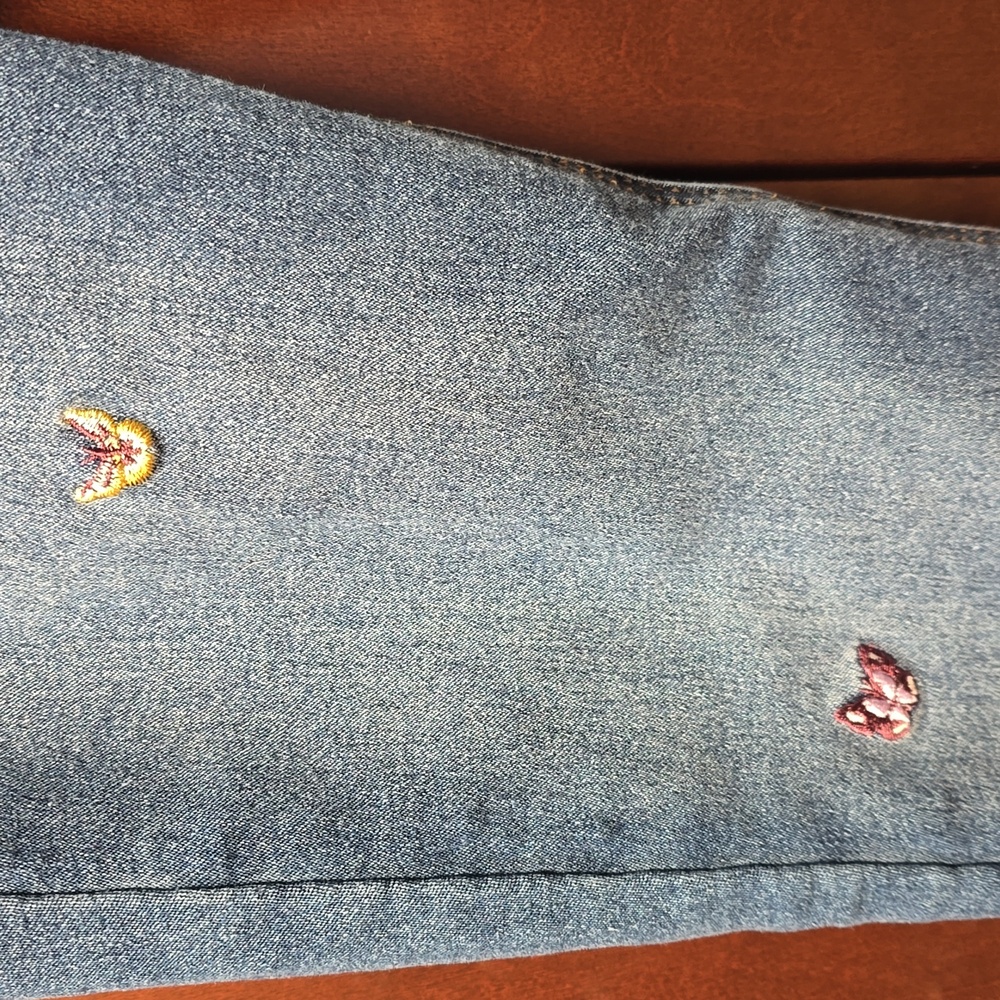 Worn Once. Girl's Wonder Nation Blue Jegging W/Embroidered Butterflies. 10/12 - Picture 2 of 5